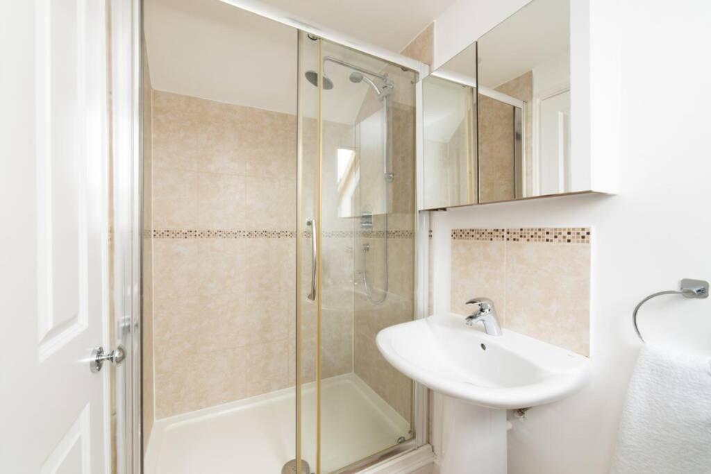 Aderta Stylish House Villa Poole Ngoại thất bức ảnh
